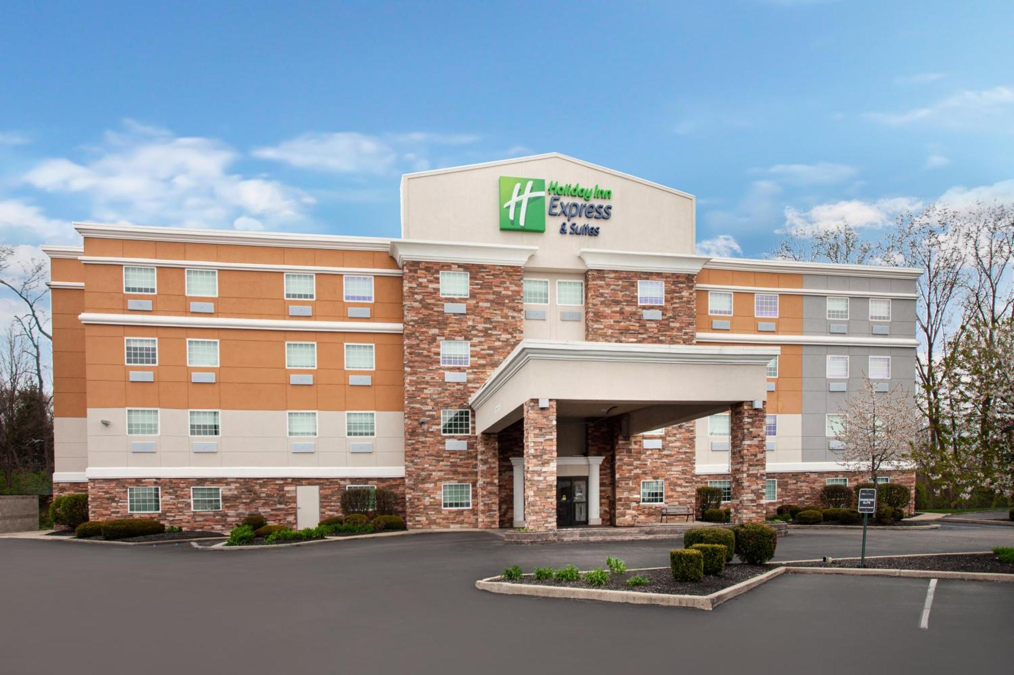Holiday Inn Express & Suites Carmel North - Westfield By Ihg Ngoại thất bức ảnh