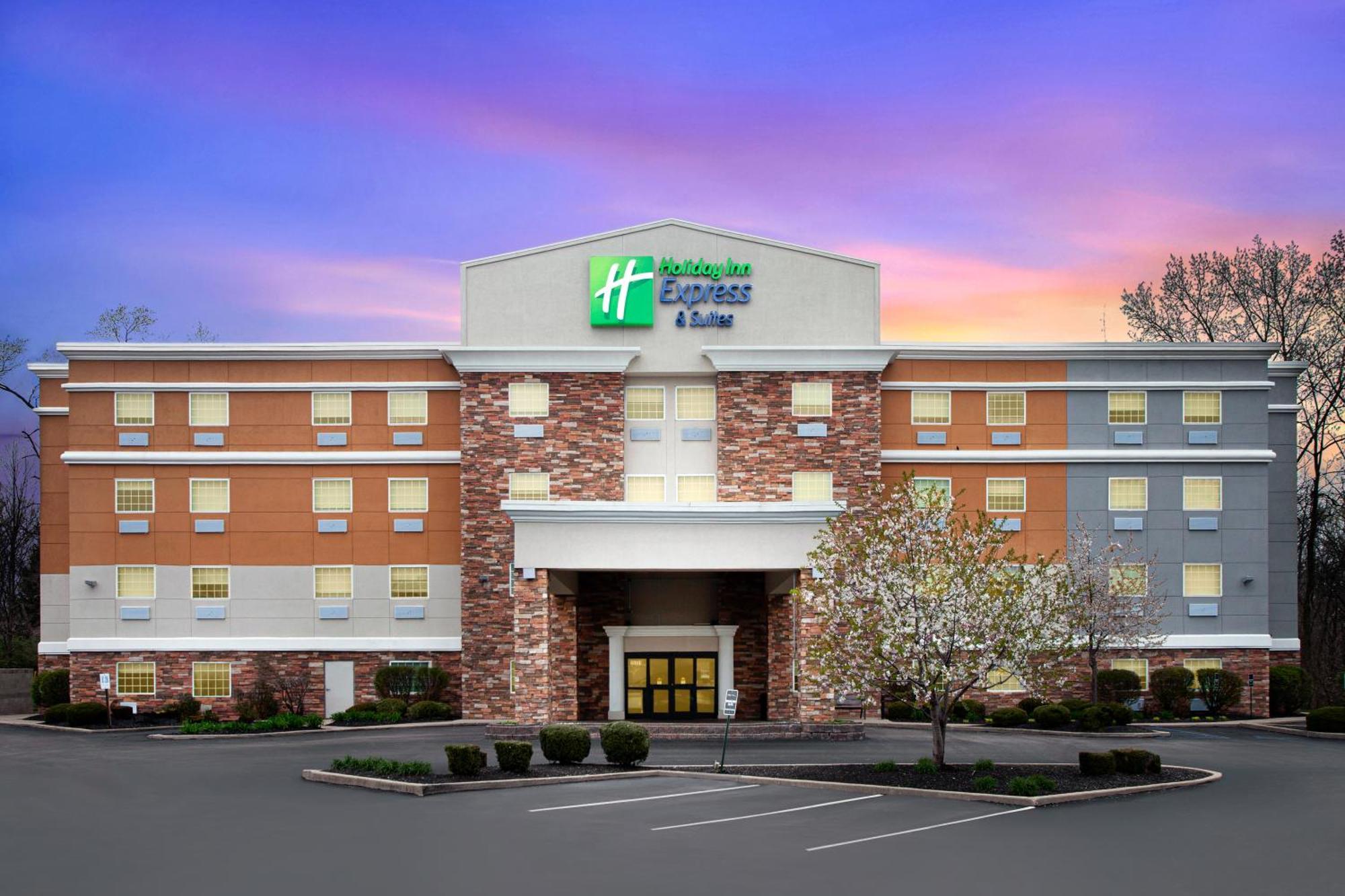 Holiday Inn Express & Suites Carmel North - Westfield By Ihg Ngoại thất bức ảnh