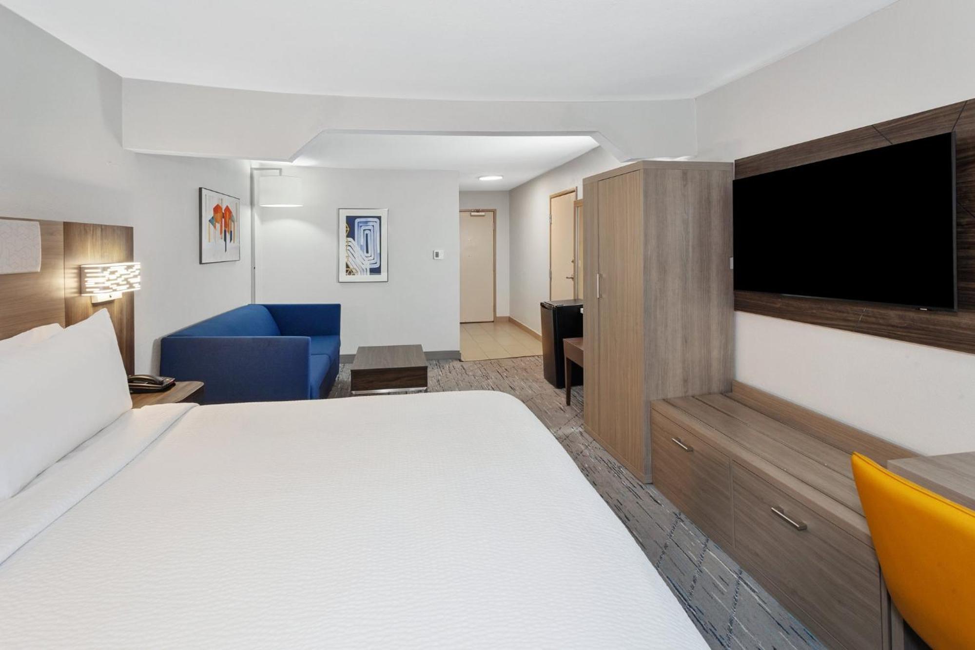 Holiday Inn Express & Suites Carmel North - Westfield By Ihg Ngoại thất bức ảnh