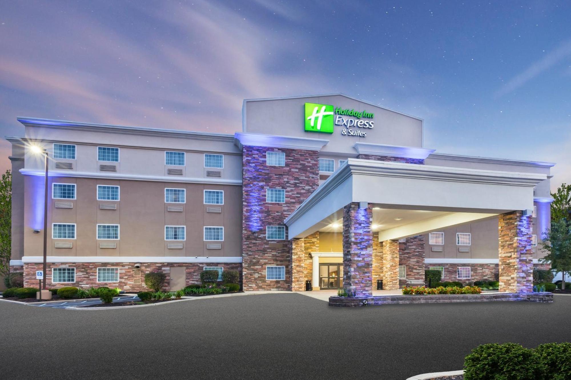 Holiday Inn Express & Suites Carmel North - Westfield By Ihg Ngoại thất bức ảnh