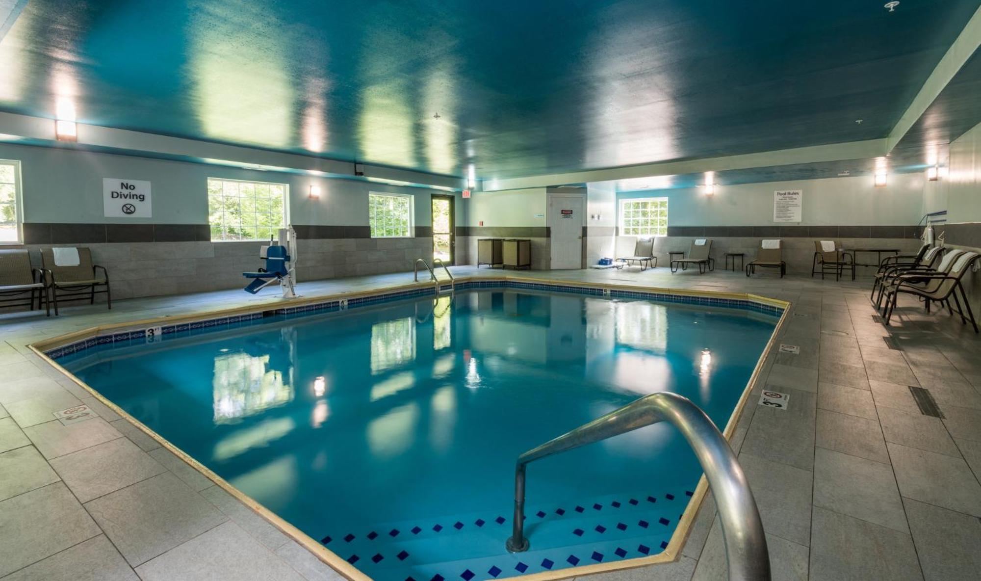 Holiday Inn Express & Suites Carmel North - Westfield By Ihg Ngoại thất bức ảnh